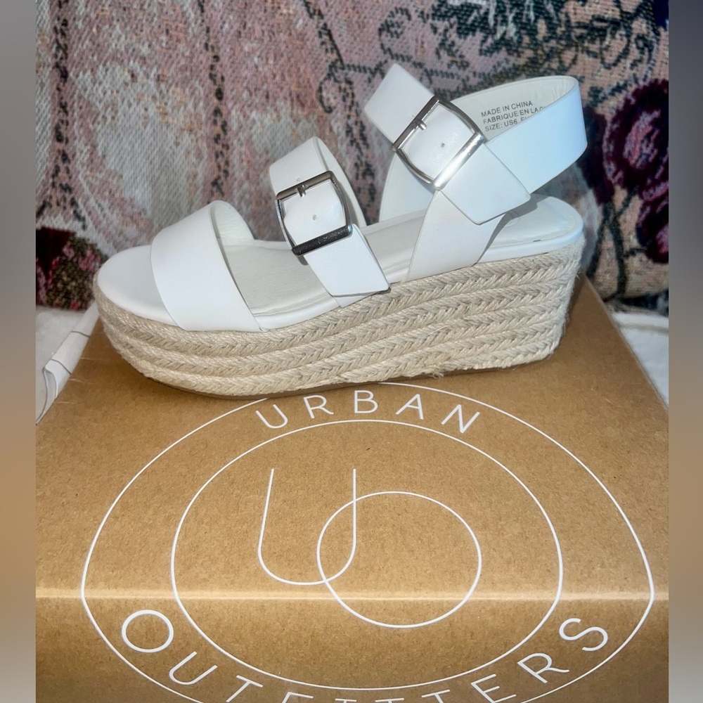 Urban Outfitters White Espadrille